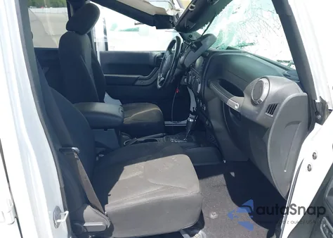 2018 Jeep Wrangler Jk Unlimited Sport S 4X4 z USA, uszkodzony, nr VIN 1C4BJWDG3JL810853